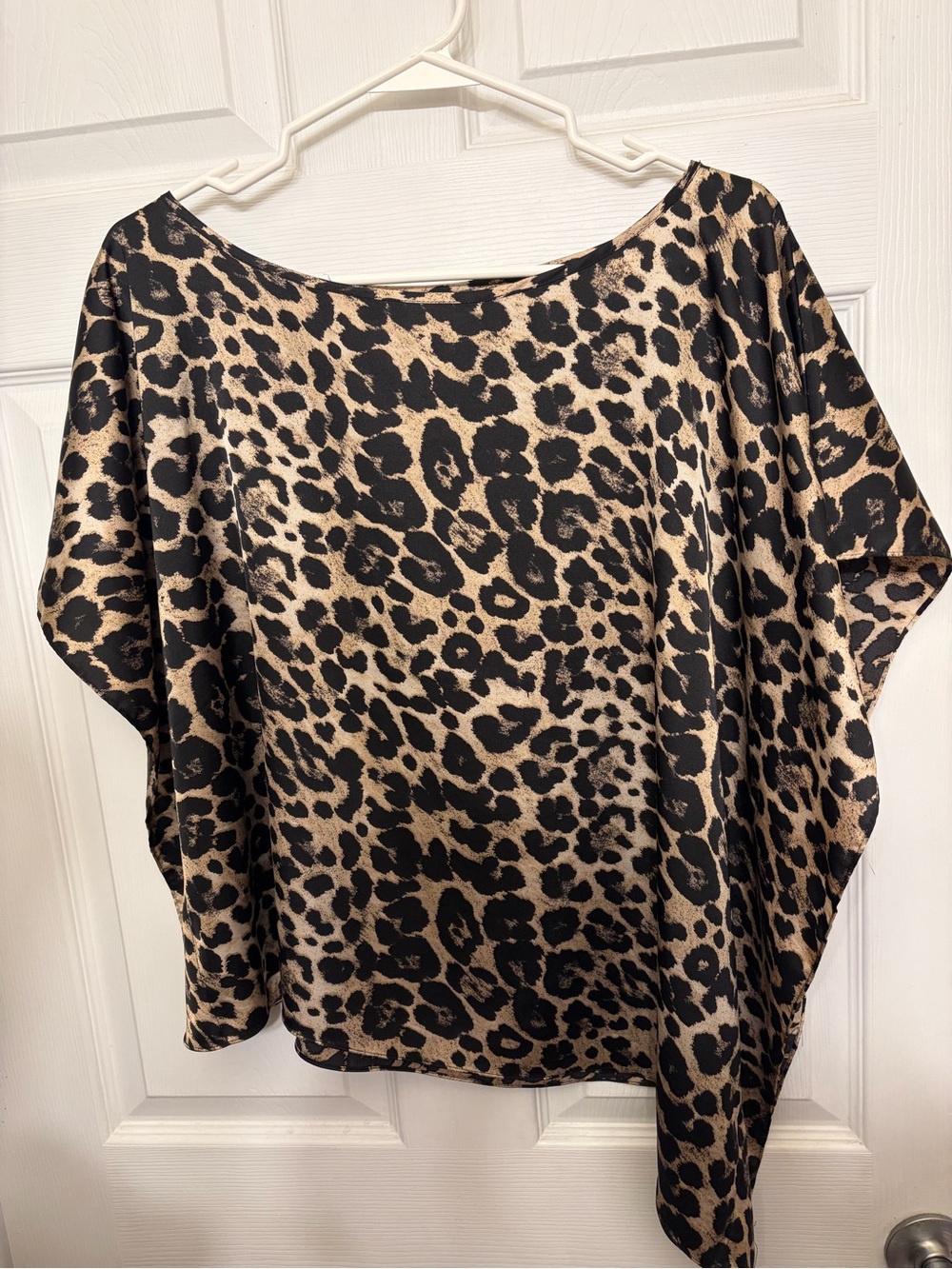 Vince Camuto Leopard Print Blouse - Black & Tan
